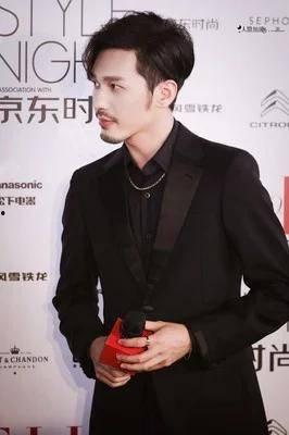 娱乐爆料社宋亚轩,娱乐爆料社独家揭秘，明星背后的故事  第3张